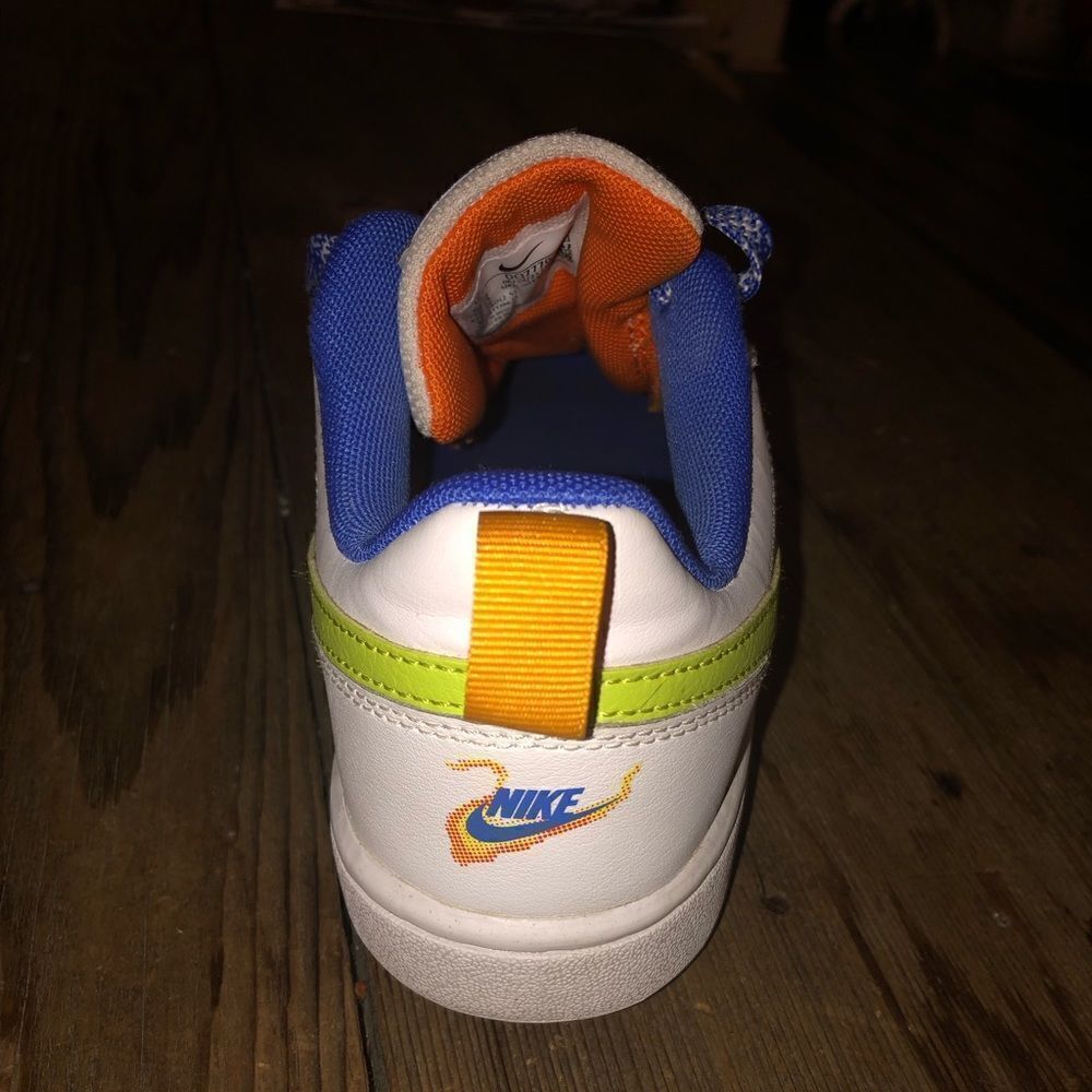 Nike court borough low boys 5.5 ladies 7.5 - Picture 6 of 7